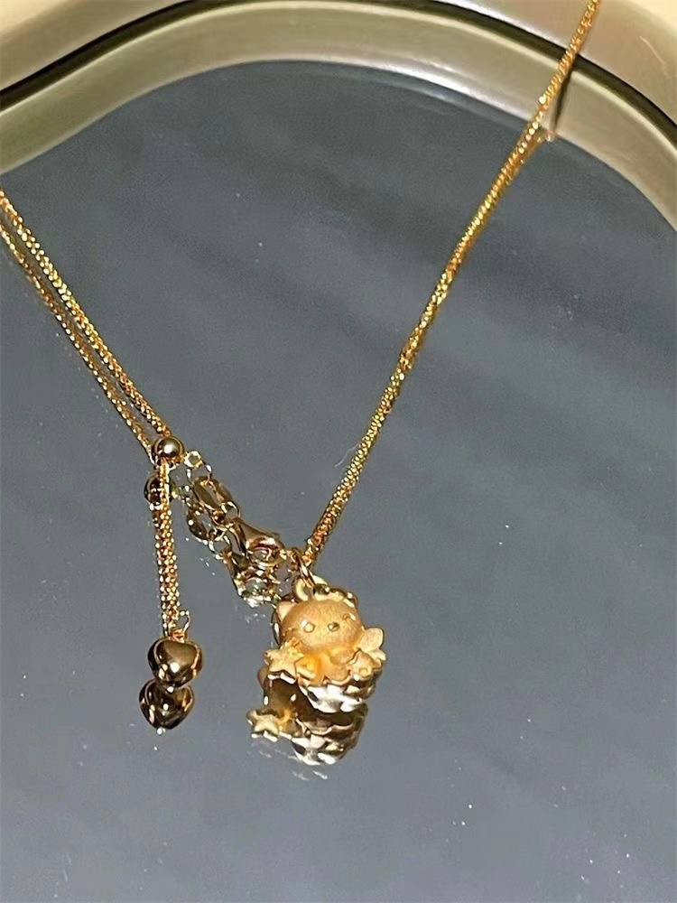 GOLDEN ANGEL HELLO KITTY NECKLACE 